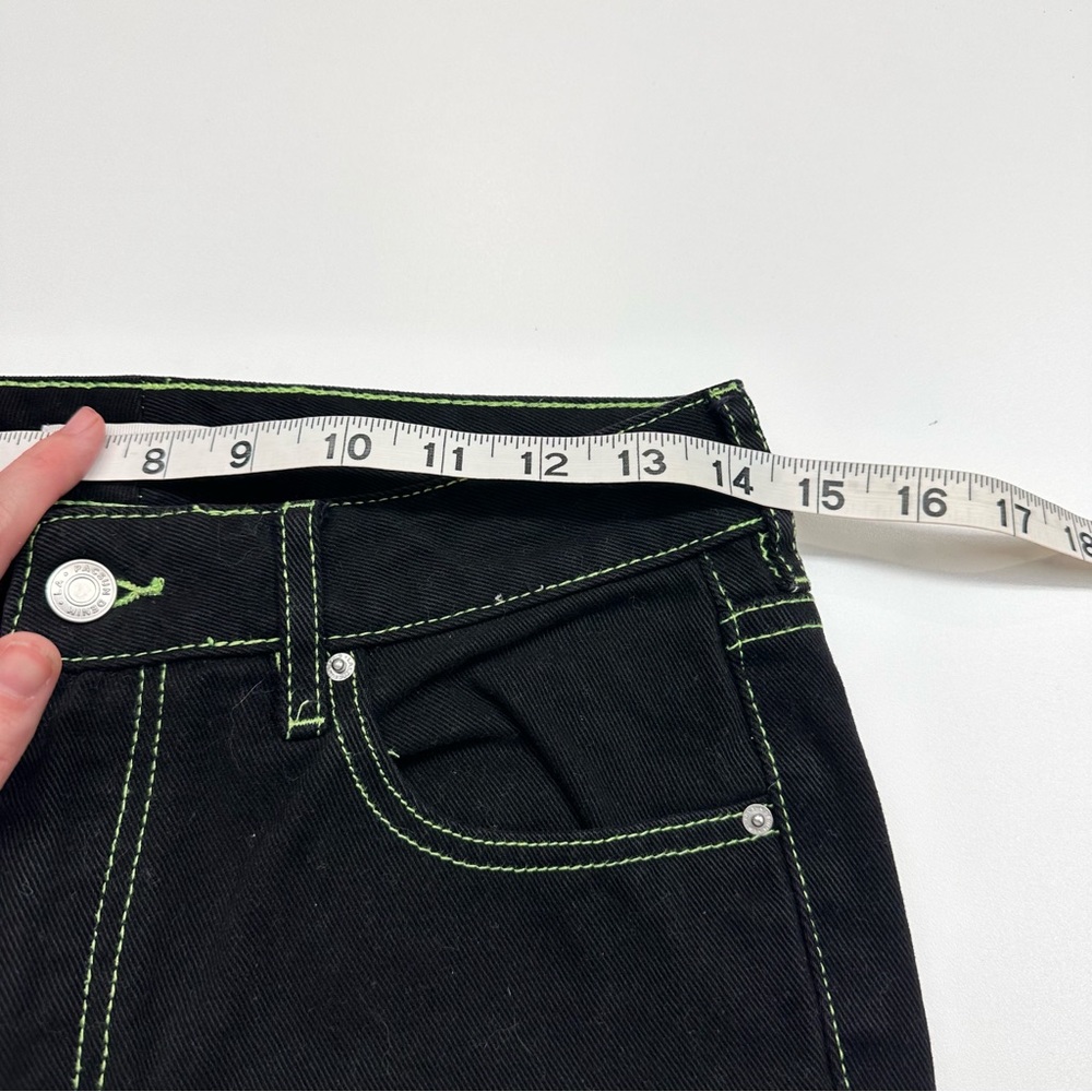 PacSun Black Neon Lime Green Stitching High Rise Mom Denim Jeans Women’s Size 26 - Picture 7 of 9